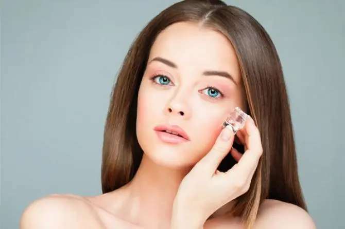 các biện pháp khắc phục mụn tự nhiên 