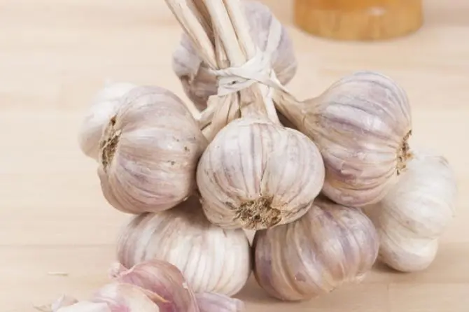 các biện pháp khắc phục mụn tự nhiên