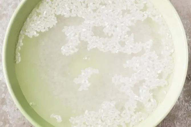 các biện pháp khắc phục mụn tự nhiên 