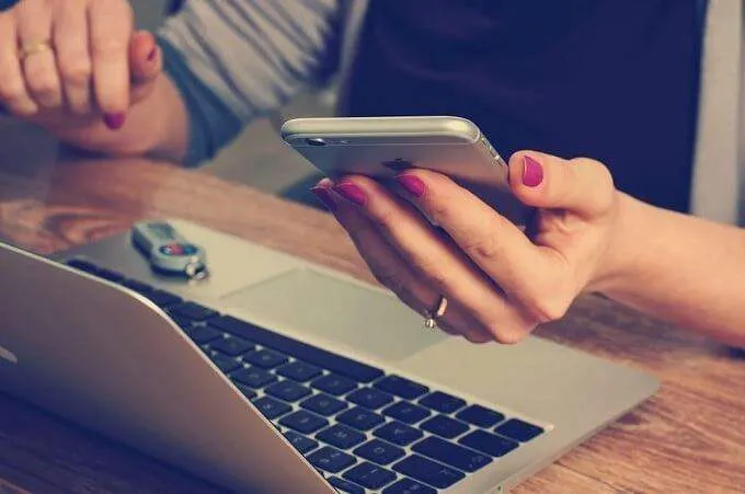 Cách bảo vệ máy tính của bạn khỏi tin tặc, phần mềm gián điệp và vi rút 6 Cách bảo vệ máy tính của bạn khỏi tin tặc, phần mềm gián điệp và vi rút