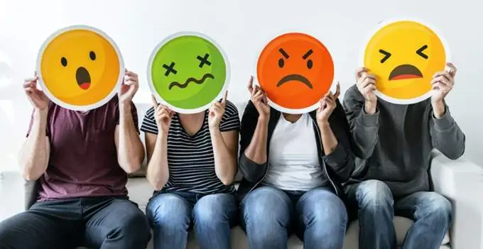 5 vấn đề sức khỏe nghiêm trọng do ngồi quá lâu và cách tránh chúng