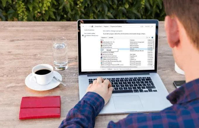 Cách gỡ cài đặt chương trình trên Windows 10 đúng cách
