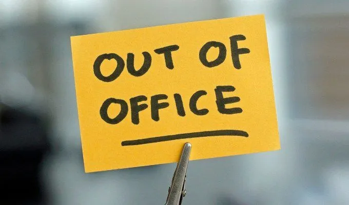 Cách thiết lập Không có mặt trong Gmail