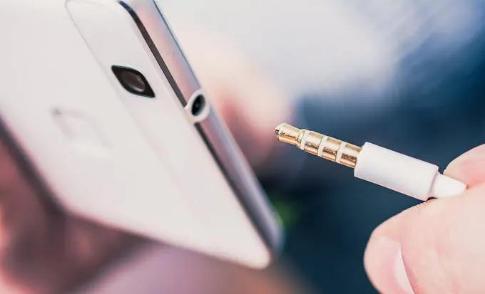 Tại sao hầu hết các điện thoại mới đều bỏ giắc cắm tai nghe 11 Tại sao hầu hết các điện thoại mới đều bỏ giắc cắm tai nghe