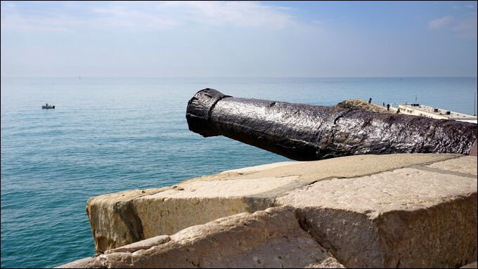 Chuyển tiếp cổng là gì và cách thiết lập nó trên bộ định tuyến của bạn 2 Chuyển tiếp cổng là gì và cách thiết lập nó trên bộ định tuyến của bạn