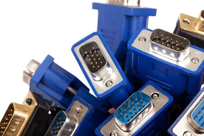 Cách kết nối hai hoặc More Máy tính cho một màn hình 2 Cách kết nối hai hoặc More Máy tính cho một màn hình