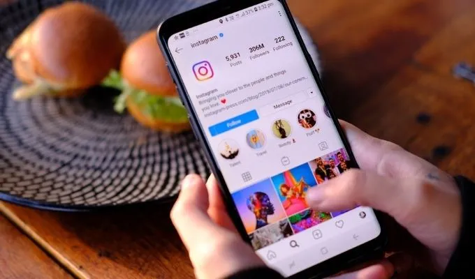 Cách thêm nhạc vào câu chuyện trên Instagram