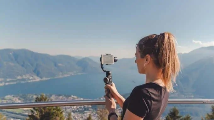 Video đầu tiên trên YouTube: 10 mẹo cho người mới bắt đầu để có kết quả tốt nhất 17 Video đầu tiên trên YouTube: 10 mẹo cho người mới bắt đầu để có kết quả tốt nhất