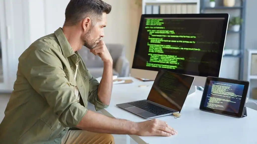 8 giải pháp thay thế rẻ hơn cho Geek Squad để sửa máy tính của bạn 2 8 giải pháp thay thế rẻ hơn cho Geek Squad để sửa máy tính của bạn