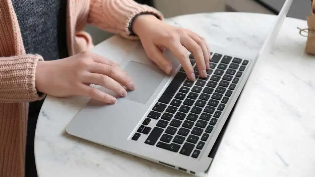 Bạn có thực sự cần phần mềm chống vi-rút trên máy tính Windows hoặc Mac của mình không? 6 Bạn có thực sự cần phần mềm chống vi-rút trên máy tính Windows hoặc Mac của mình không?
