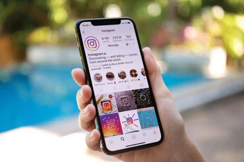 Cách xem các bài đăng đã xóa trên Instagram (Của bạn hoặc của người khác)