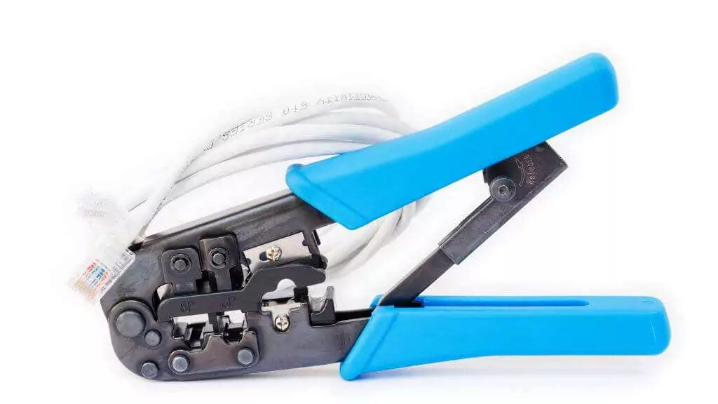 cách nối-an-ethernet-cable-3-nén - Mẹo kỹ thuật trực tuyến Công cụ của hình ảnh Thương mại