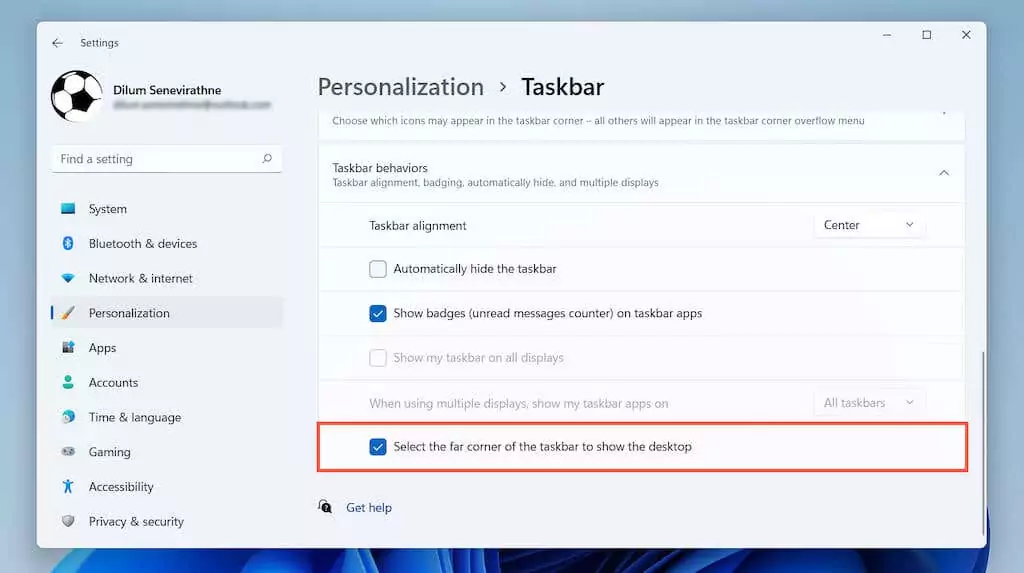 05-Show-Desktop-Button - Help Desk Geek Cách xem nhanh màn hình nền của bạn trên Windows 11 hình 6