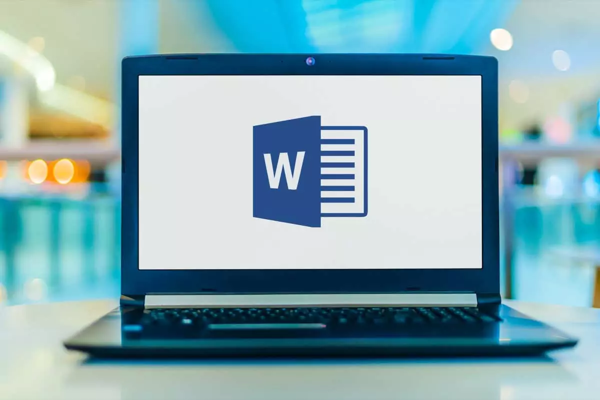 Máy tính xách tay hiển thị logo của Microsoft Word - Help Desk Geek Cách thêm dấu đầu dòng trong Microsoft Word hình 1