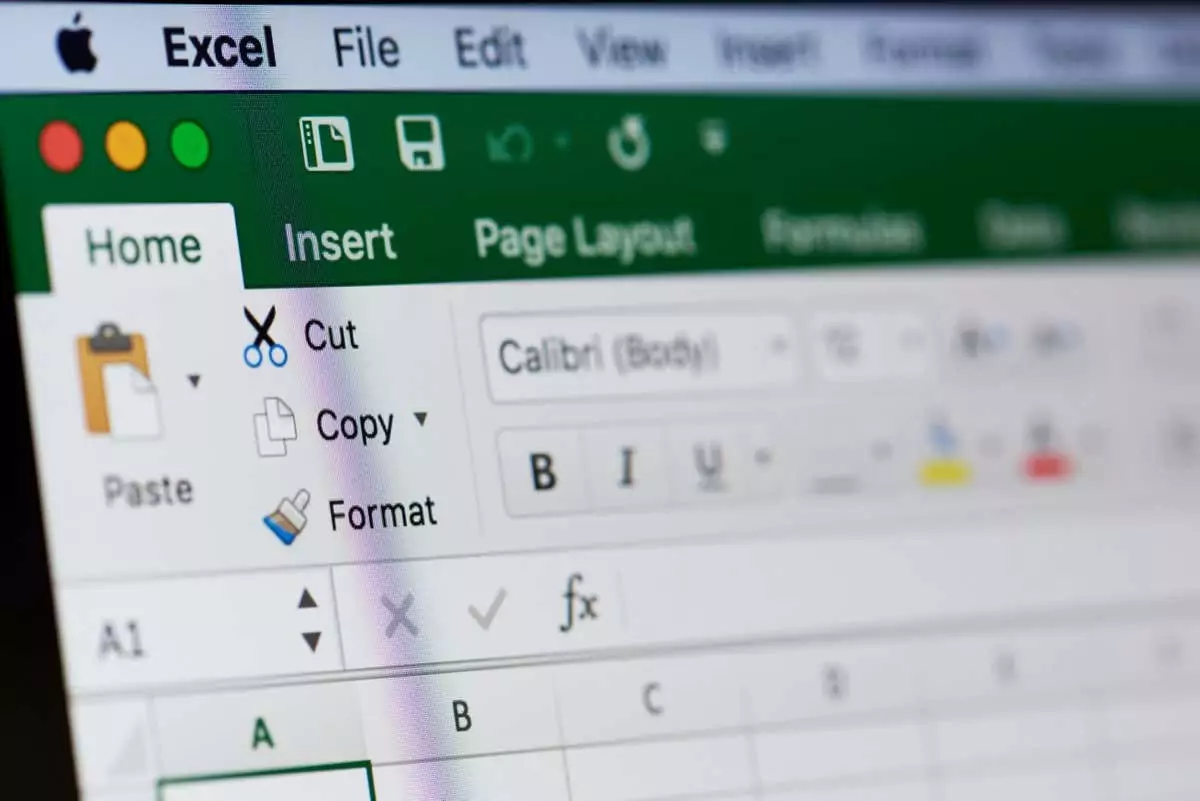 Menu Microsoft excel - Bộ phận trợ giúp Geek Cách Mail Merge từ Excel sang Microsoft Word hình 1