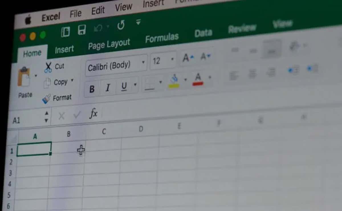 không thể cuộn trong Microsoft-Excel-8-cách-sửa-1-nén - Help Desk Geek Không thể cuộn trong Microsoft Excel? 8 Cách Sửa Ảnh 1