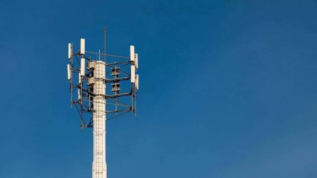 6-Network-Tower - Mẹo kỹ thuật trực tuyến Điện thoại của bạn cần hình ảnh tương thích mạng phù hợp