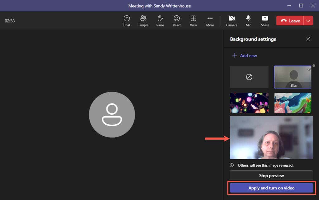 cách làm mờ nền-in-microsoft-teams-windows-mac-and-mobile-5-nén - Help Desk Geek Cách làm mờ nền trong Microsoft Teams (Windows, Mac và Mobile) hình 6