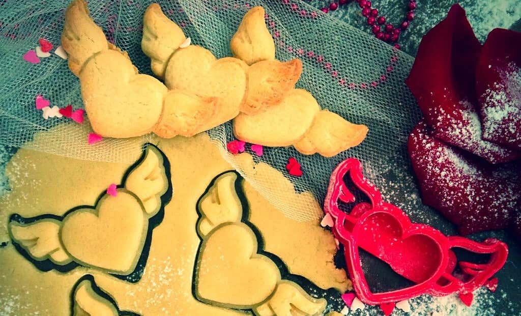 09HeartWingsCookieCutter - Mẹo công nghệ trực tuyến Hình ảnh Khuôn cắt bánh hình cánh trái tim