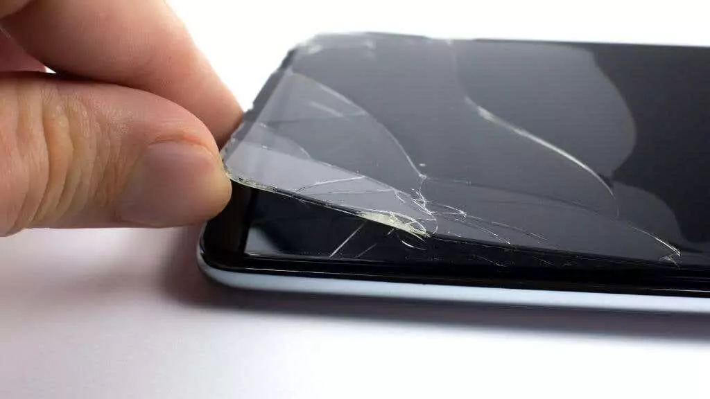 6-Tempered - Mẹo công nghệ trực tuyến Thận trọng khi chọn miếng bảo vệ màn hình image 2