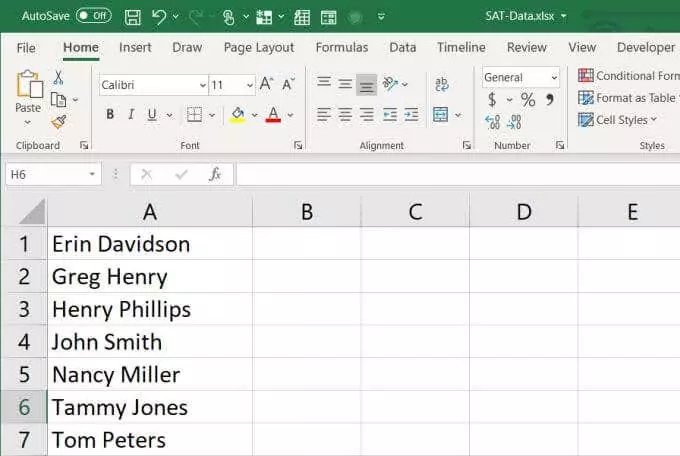 sắp xếp theo cột - Help Desk Geek Cách sắp xếp theo bảng chữ cái trong Excel hình 4