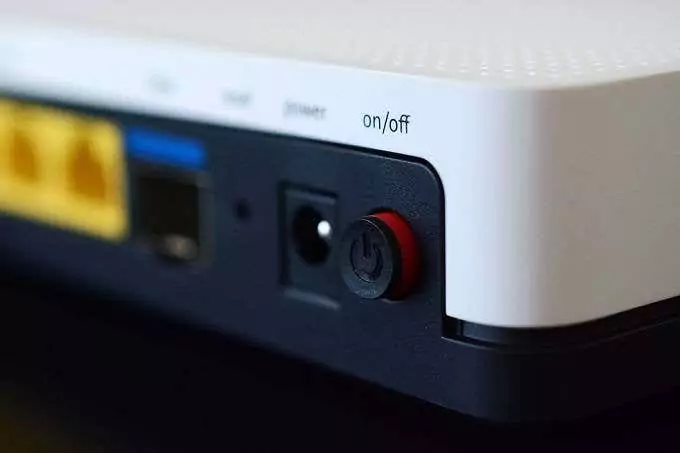 Router-Power - Mẹo công nghệ trực tuyến Kiểm tra, đặt lại hoặc khởi động lại hình ảnh bộ định tuyến của bạn