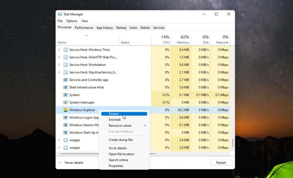 6-khởi động lại-windows-explorer - Help Desk Geek Cách di chuyển thanh tác vụ Windows 11 sang trái hoặc phải và tùy chỉnh hình ảnh 7