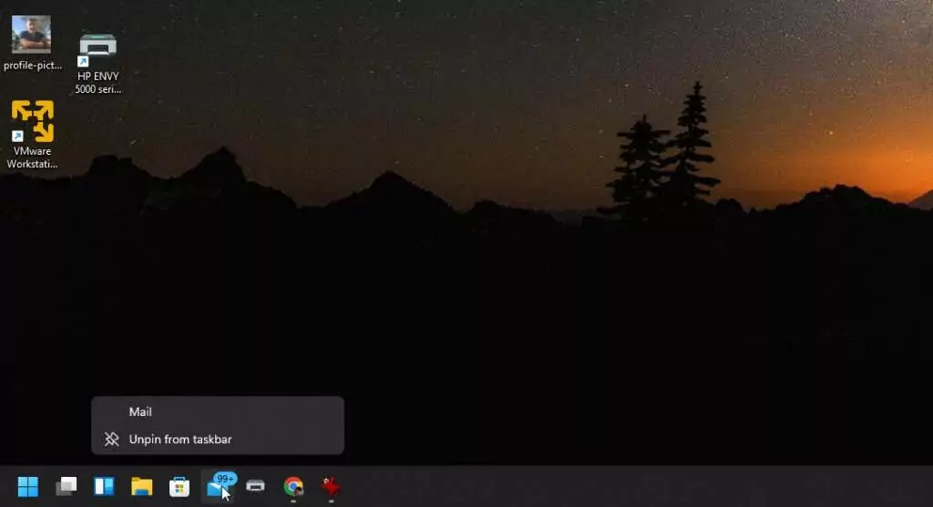 11-bỏ ghim biểu tượng - Help Desk Geek Cách di chuyển thanh tác vụ Windows 11 sang trái hoặc phải và tùy chỉnh hình ảnh 12