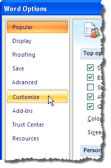 Bấm vào tùy chọn Tùy chỉnh trên hộp thoại Tùy chọn Word