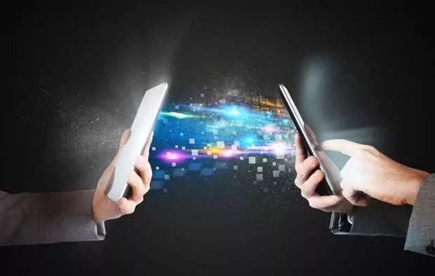 chia sẻ giữa các điện thoại di động