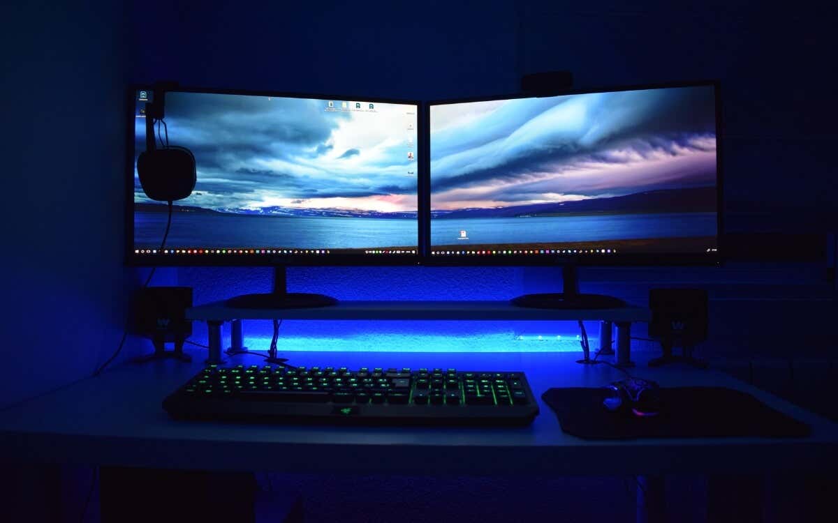 cách thiết lập lại-display-settings-in-windows-1-nén - Help Desk Geek Cách đặt lại hiển thị Settings trong Windows hình ảnh 1