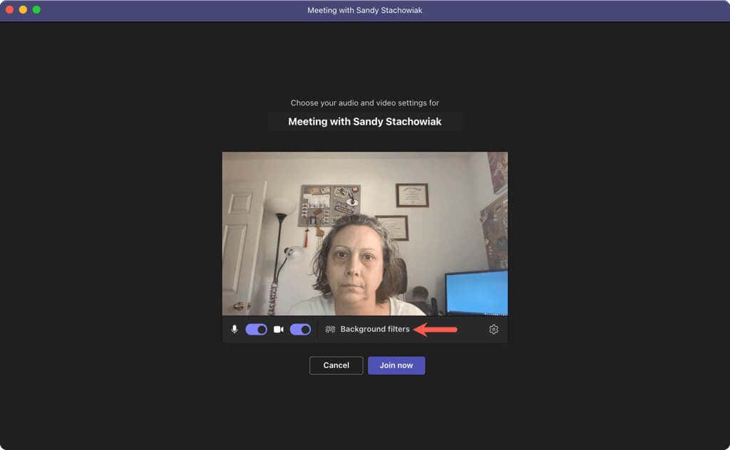 cách làm mờ nền-in-microsoft-teams-windows-mac-and-mobile-1-nén - Help Desk Geek Cách làm mờ nền trong Microsoft Teams (Windows, Mac và Mobile) hình 2