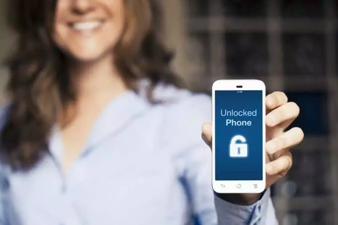 mở khóa điện thoại - Online Tech Tips Cách mở khóa điện thoại bằng mã image