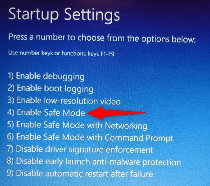 cách sửa lỗi windows-error-code-0xc0000001-2 được nén - Help Desk Geek Cách khắc phục mã lỗi Windows 0xc0000001 hình 3