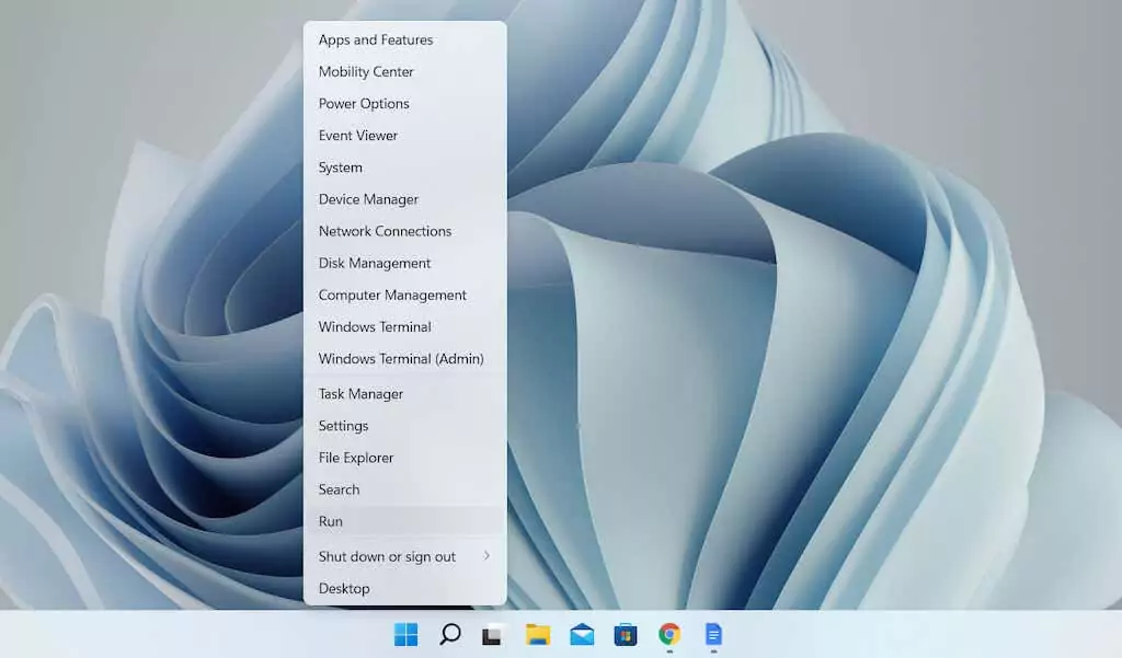01-Power-User-Menu - Help Desk Geek Cách xác định vị trí thư mục khởi động trong Windows 11 hình 2
