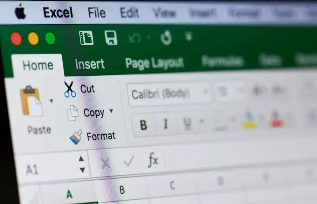 Menu Microsoft excel - Bộ phận trợ giúp Geek Lỗi “Vi phạm chia sẻ” Microsoft Excel: Nguyên nhân và cách khắc phục ảnh 1