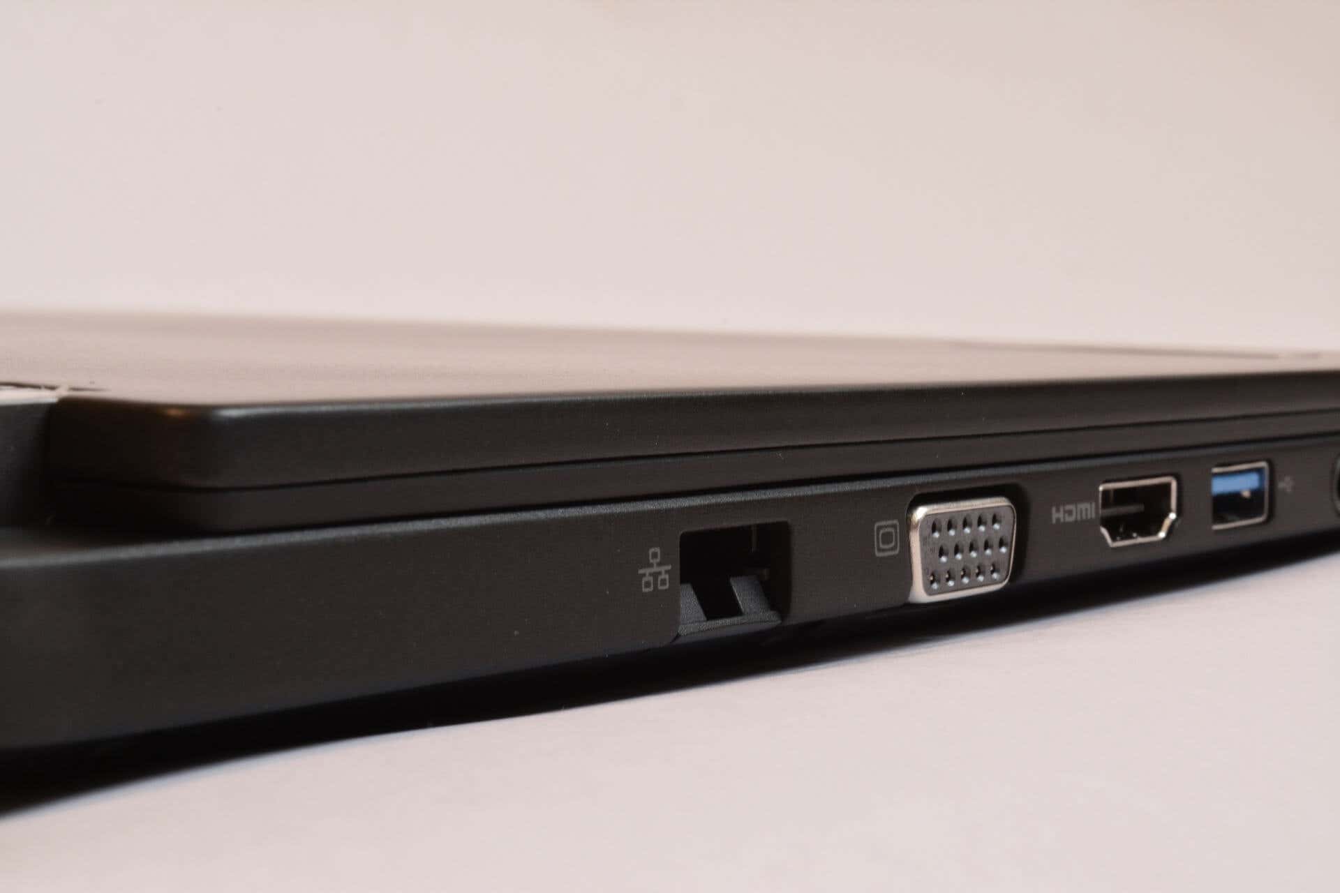 vga-vs-hdmi-làm thế nào-họ-khác-1-nén - Mẹo kỹ thuật trực tuyến VGA và HDMI: Chúng khác nhau như thế nào? hình ảnh