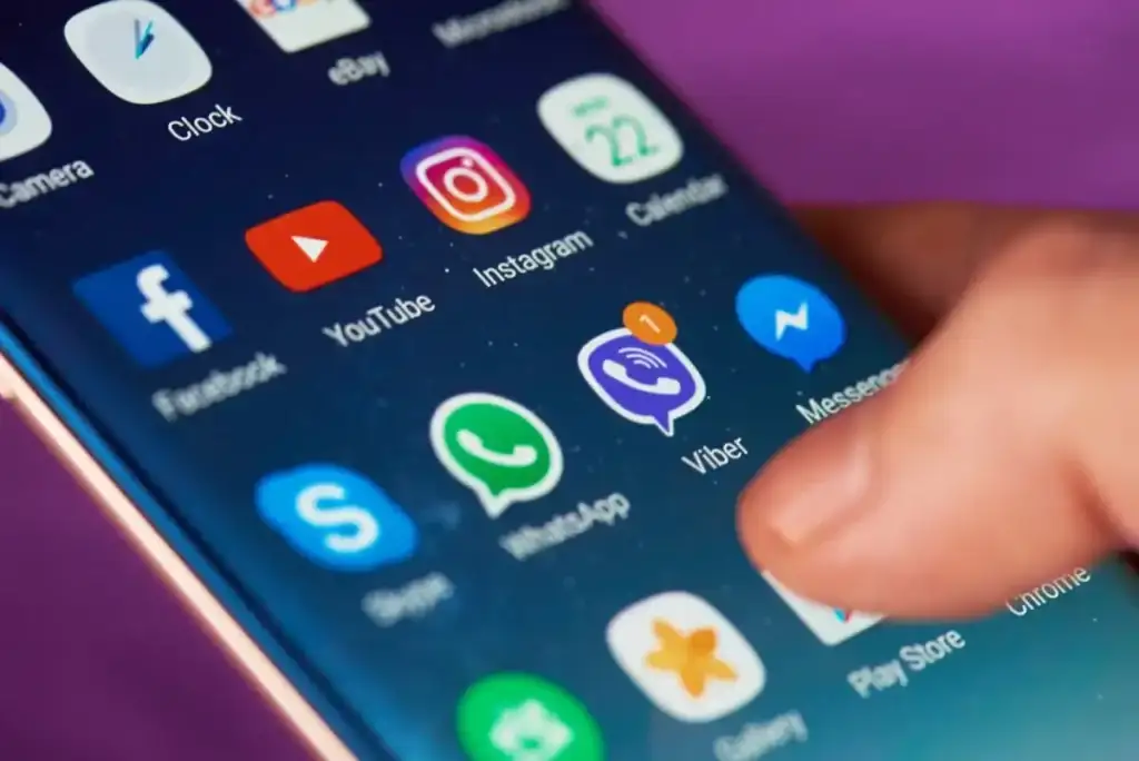 Cách dừng màn hình điện thoại Android của bạn quay Off 1 Cách dừng màn hình điện thoại Android của bạn quay Off hình ảnh