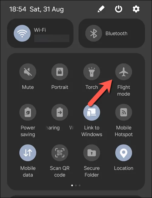 tại sao điện thoại của tôi không cho phép tôi thực hiện cuộc gọi-android-ott-2 bị nén - Mẹo công nghệ trực tuyến Trên Android, vuốt từ trên xuống và nhấn vào biểu tượng chế độ trên máy bay trong tùy chọn cài đặt nhanh để tắt chế độ trên máy bay. - tại sao điện thoại của tôi không cho phép tôi thực hiện cuộc gọi-android-ott-2-nén